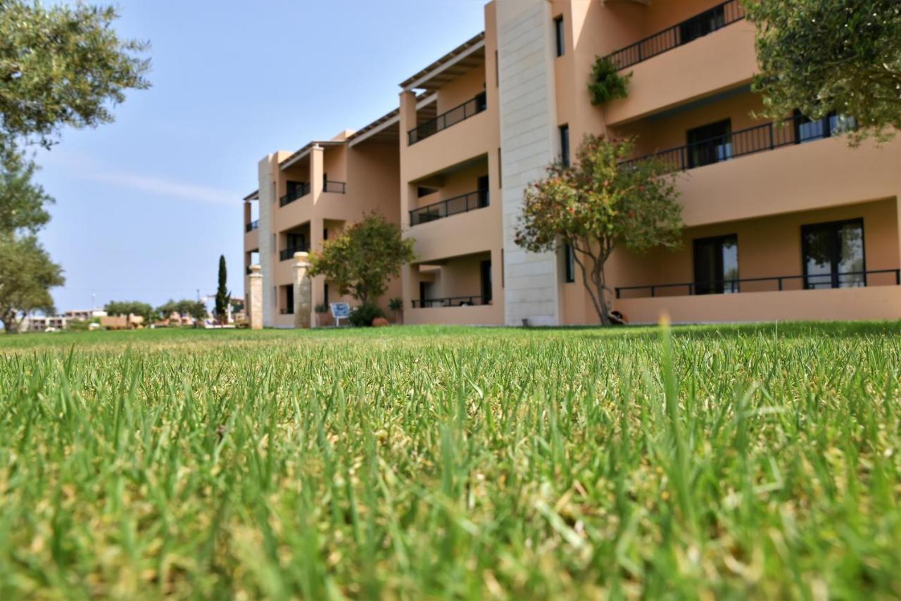 Golden Bay Hotel Apartments Mália Zewnętrze zdjęcie