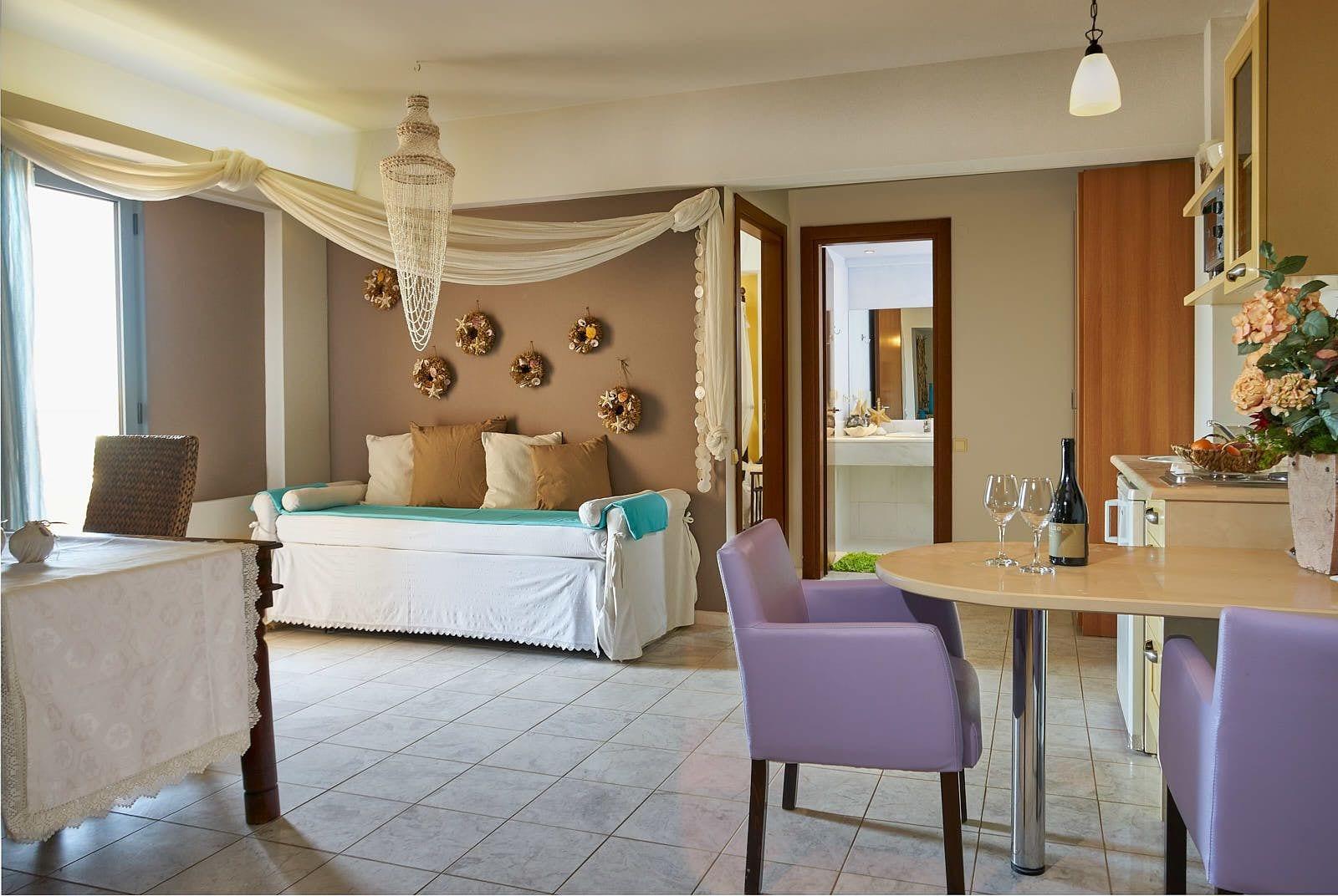 Golden Bay Hotel Apartments Mália Zewnętrze zdjęcie